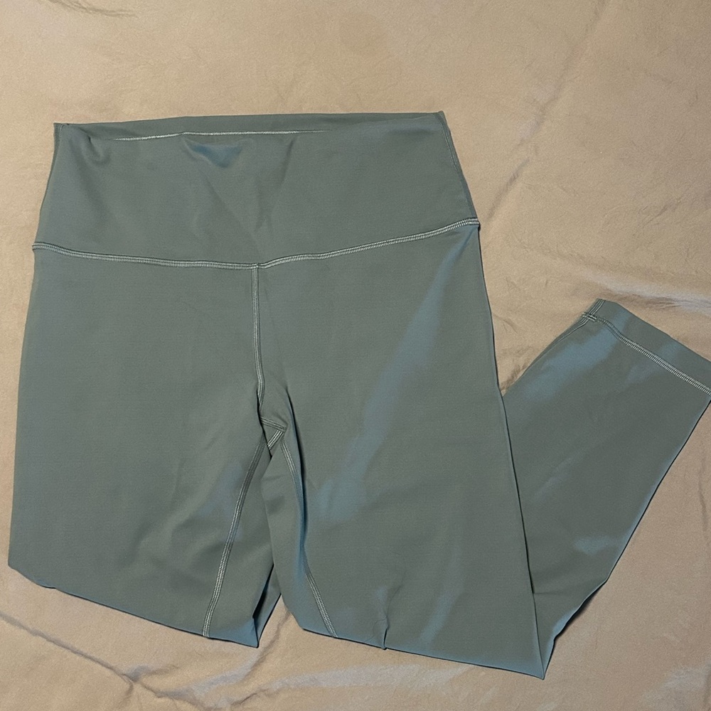 Lululemon Align HR 23”